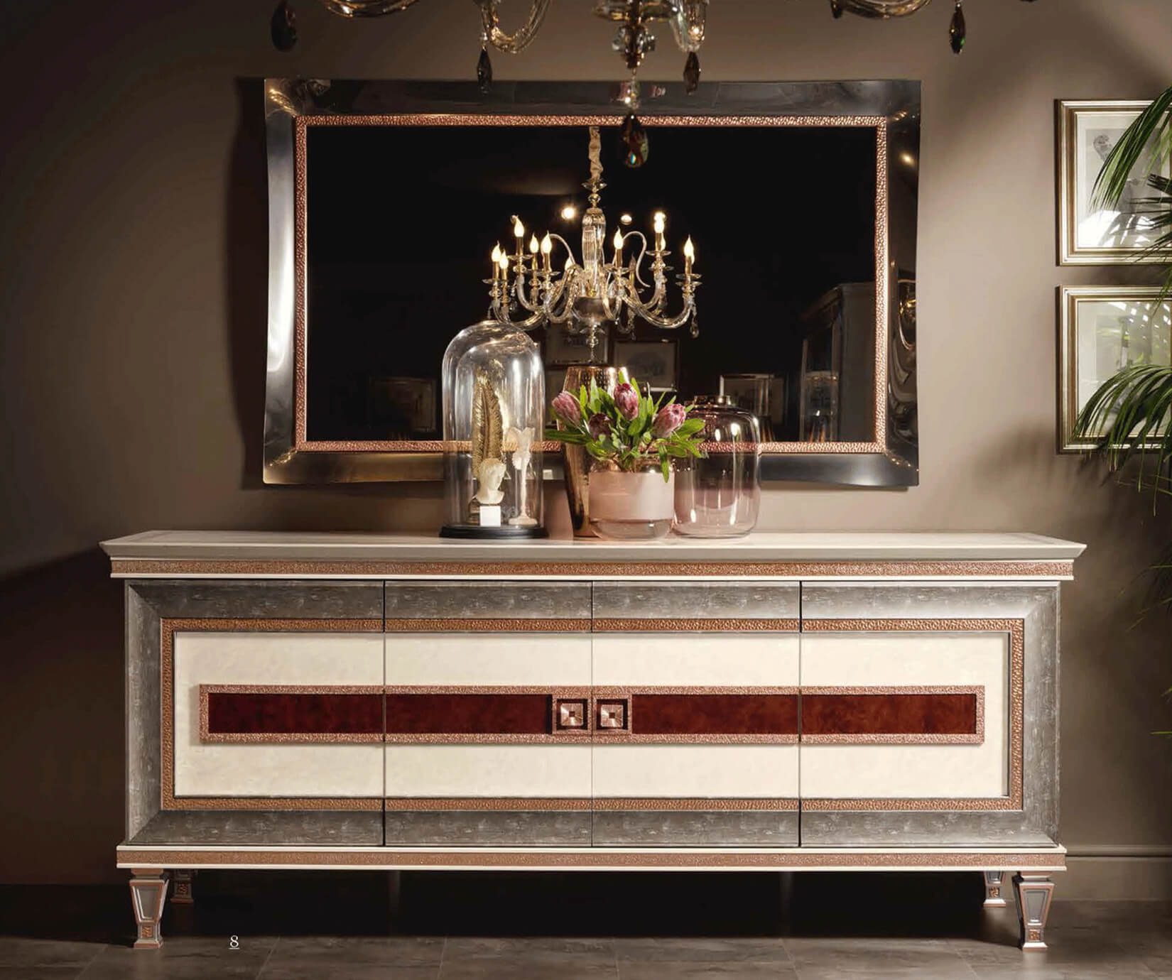 Italian Chest of Drawers 