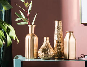 Vases & Bowls