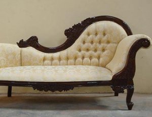 Chaise Longues