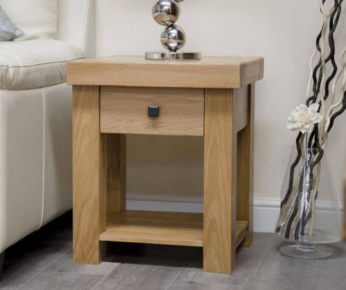 Homestyle GB Bordeaux Oak Lamp Table