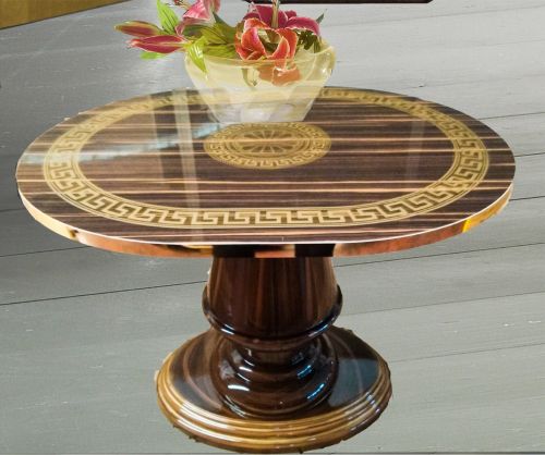 Ben Company New Venus Walnut and Gold Italian Lamp Table