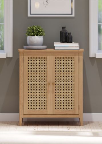 Heritance Halmstad Natural Oak 2 Door Cabinet