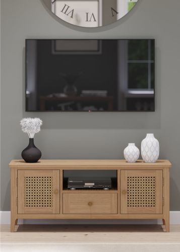 Heritance Halmstad Natural Oak Wide TV Unit
