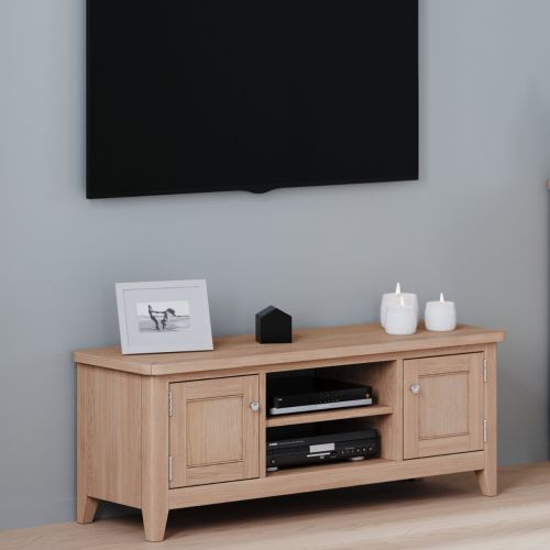 Heritance Arlyn Oak Wide TV Cabinet