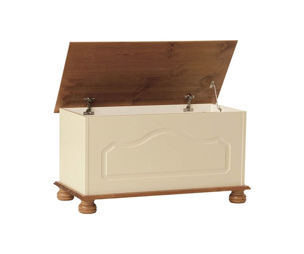 FTG Copenhagen Cream and Pine Blanket Box