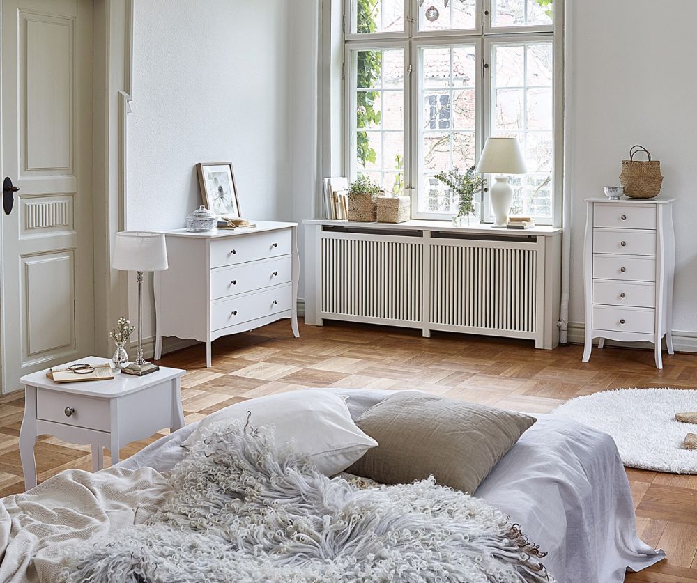 FTG Baroque White 1 Drawer Nightstand 