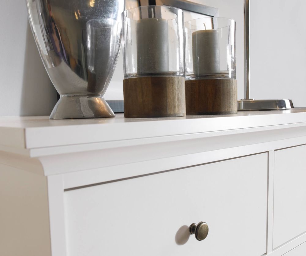 FTG Paris White 8 Drawer Chest