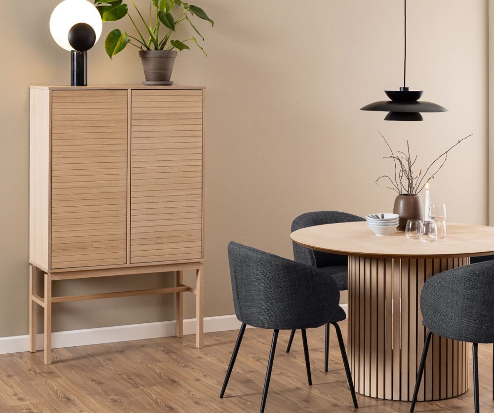 Linley White Oak 2 Doors and 4 Shelves Cabinet 