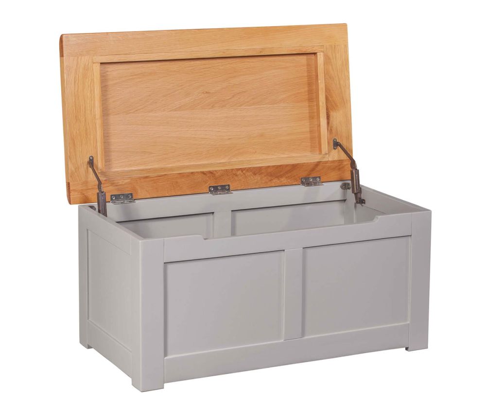 Homestyle GB Diamond Painted Oak Blanket Box