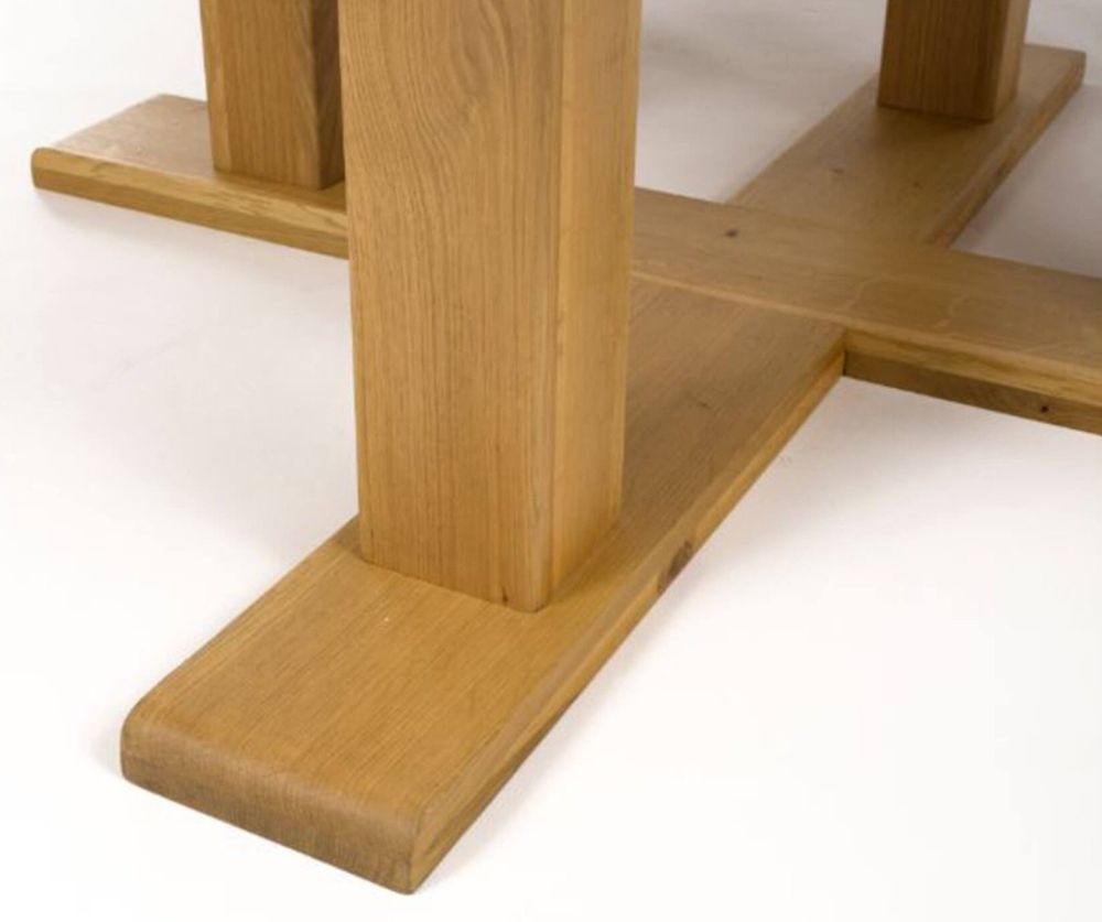 Furniture Link Madrid Oak 160cm Round Dining Table Only