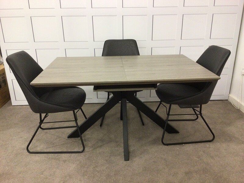 Furniture Link Manhattan Light Walnut Extending Dining Table(140cm-180cm)