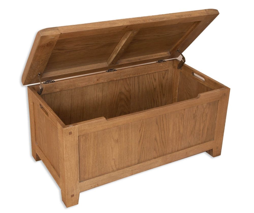 Melbourne Country Oak Blanket Box