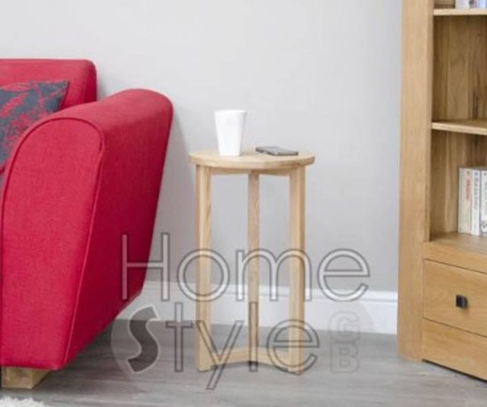 Homestyle GB Lyon Oak Round Lamp Table