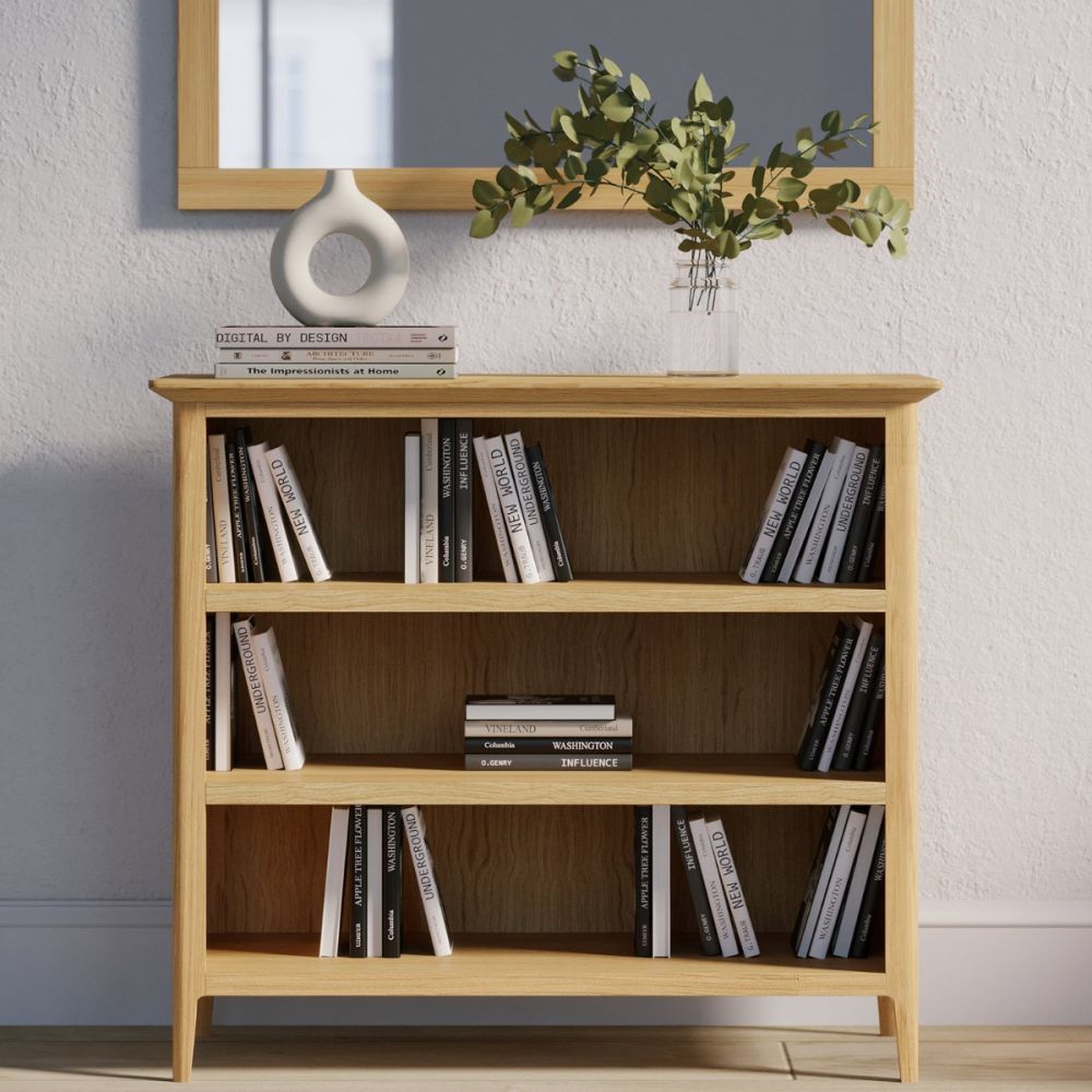 Heritance Saxby Oak Small Bookcase