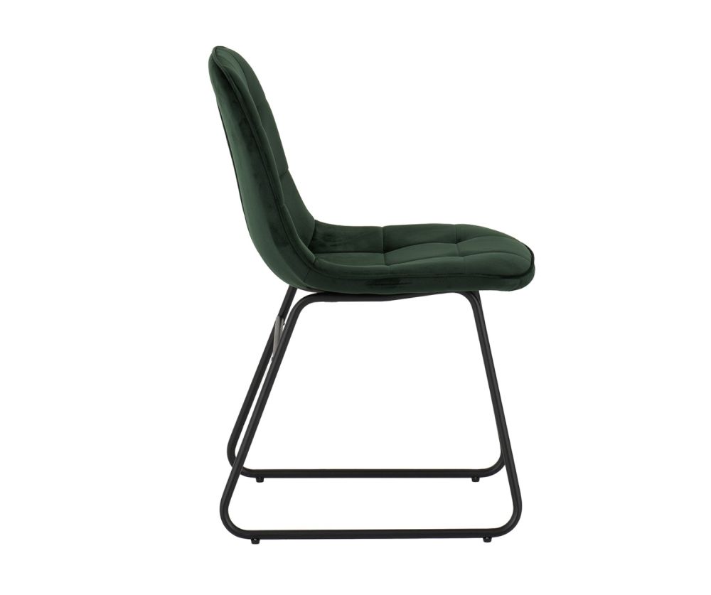 Seconique Furniture Hamilton Medium Oak Effect Large Dining Set with Lukas Black and Emerald Green Velvet Dining Chairs