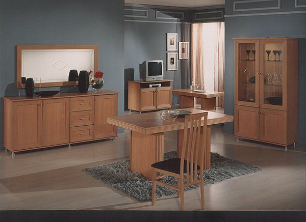 Ben Company Simona Beech Wood Matt Finish Italian 2 Door Vitrine