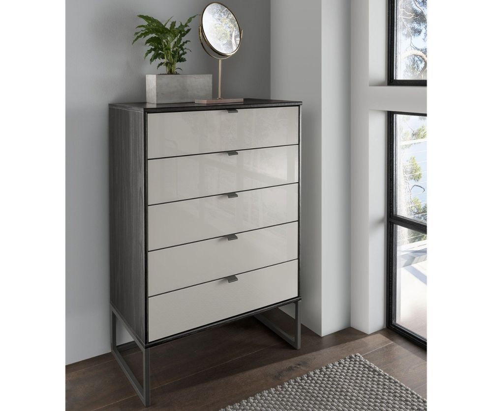 Wiemann Vip Quito Glass Champagne 5 Drawer Chest