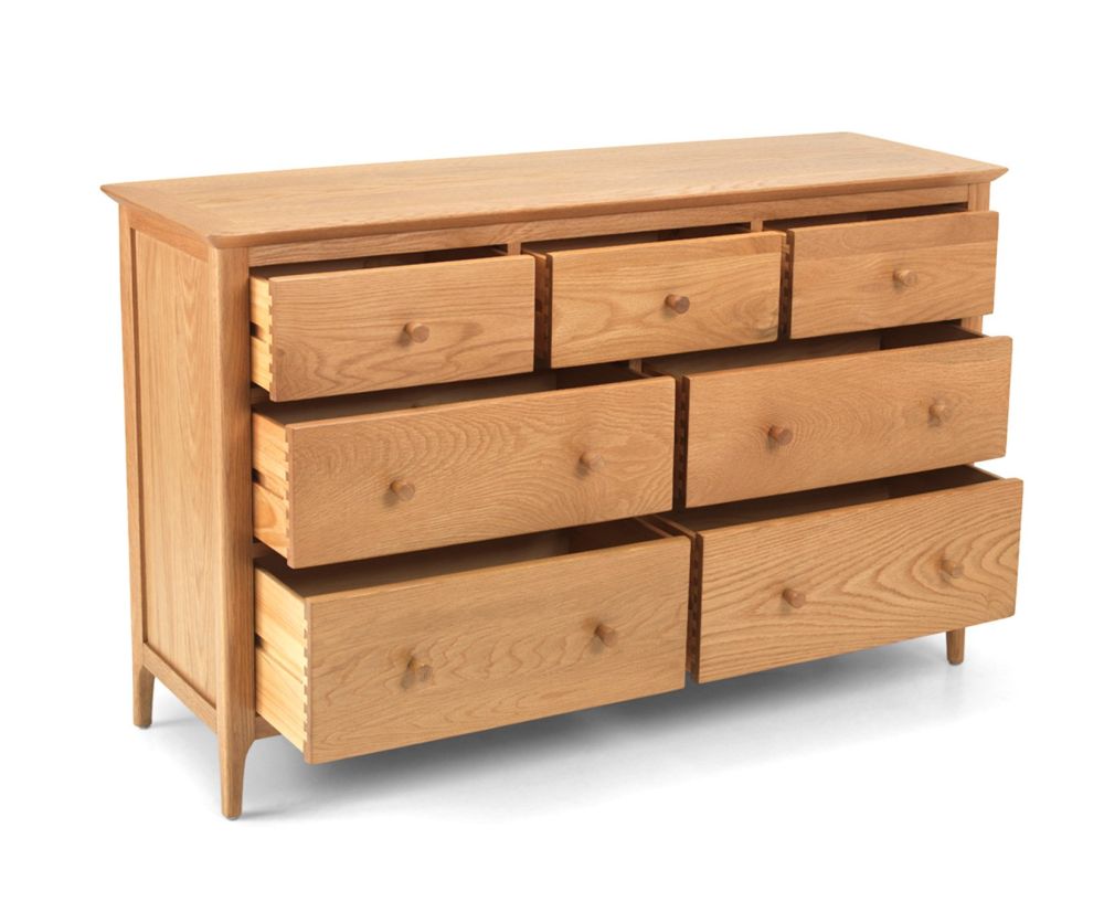 Heritance Corbet Oak 7 Drawer Chest 