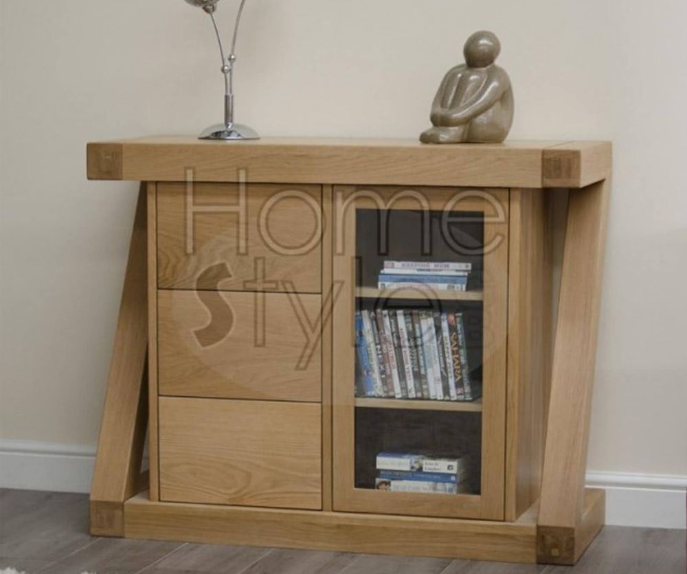 Homestyle GB Z Oak Designer Small Glazed Chest