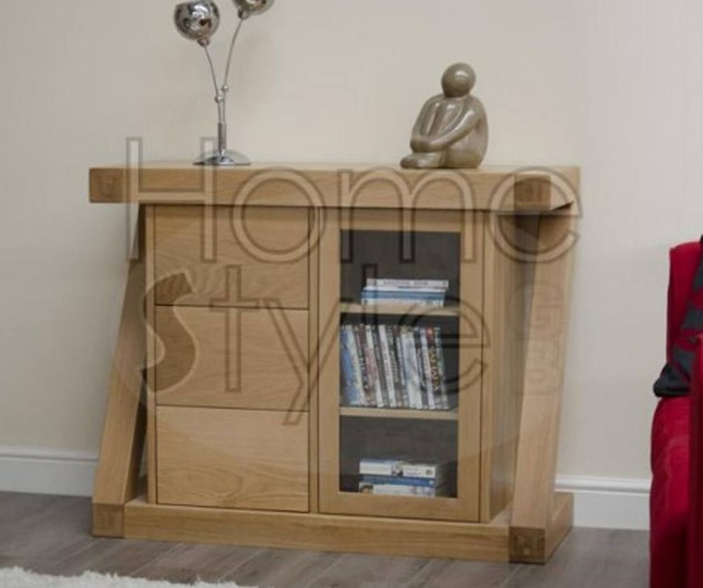 Homestyle GB Z Oak Designer Small Glazed Chest